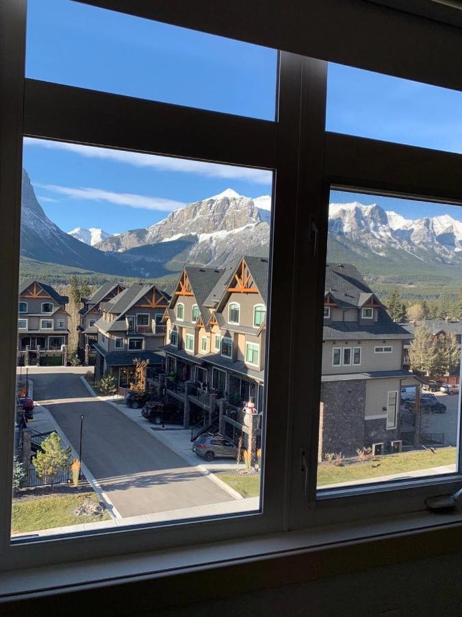 Mountain View 2 Bedroom Condo - Wt Top Floor-401 Canmore Bagian luar foto